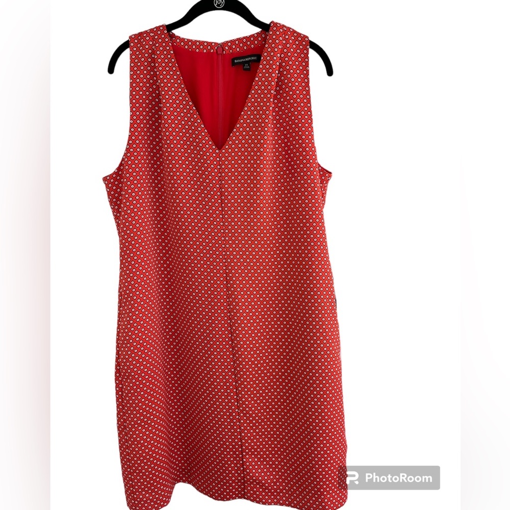 Banana Republic women’s dress size 14 .  Like new without tags.